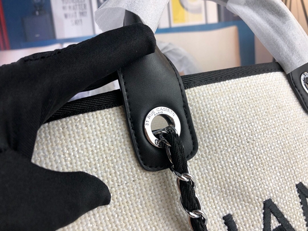 シャネルバッグ細部ディテール